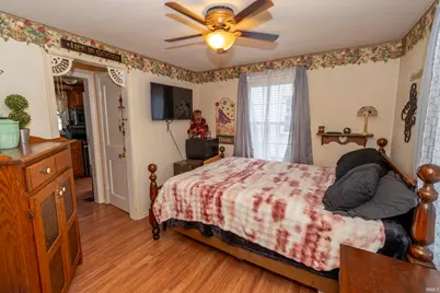 825 E Donmoyer Avenue, South Bend, IN 46614 - Photo 11