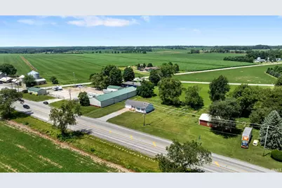 7095 E US Highway 20, New Carlisle, IN 46552 - Photo 33
