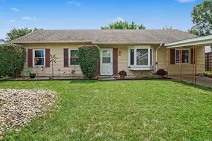 1348 Viking Dr, South Bend, IN 46628 - Photo 3