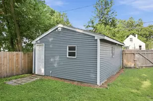 605 S Sheridan St, South Bend, IN 46619 - Photo 21