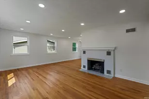 2420 S Twyckenham Dr, South Bend, IN 46614 - Photo 13