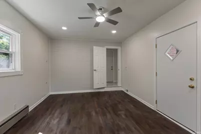 2420 S Twyckenham Drive, South Bend, IN 46614 - Photo 25