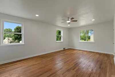 2420 S Twyckenham Drive, South Bend, IN 46614 - Photo 21