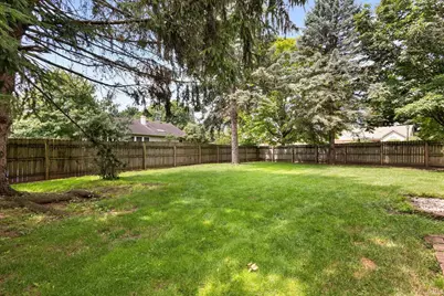 2002 Somersworth Drive, South Bend, IN 46614 - Photo 23