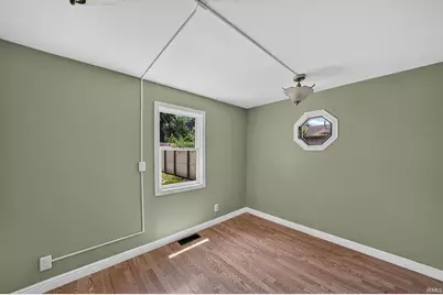 602 W Elm Street, New Carlisle, IN 46552 - Photo 17