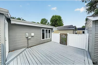 602 W Elm Street, New Carlisle, IN 46552 - Photo 19