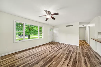 56921 Pamona Street, Elkhart, IN 46516 - Photo 3