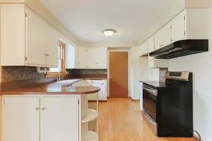 1609 Hoover Ave, South Bend, IN 46615 - Photo 17