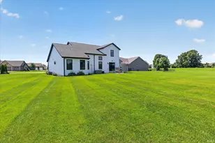30949 Villa Dr, Granger, IN 46530 - Photo 37