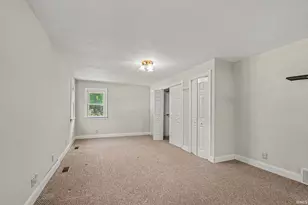 55207 Glenn Rd, South Bend, IN 46628 - Photo 17