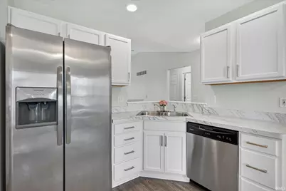51740 Melwood Court, South Bend, IN 46628 - Photo 5