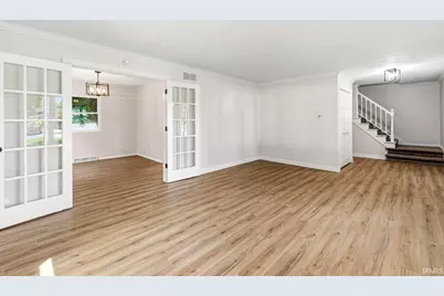 52823 W Cypress Circle, South Bend, IN 46637 - Photo 5