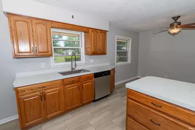 18655 Cleveland Road, South Bend, IN 46637 - Photo 11