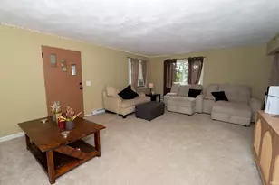 54514 Norwood Dr, South Bend, IN 46628 - Photo 5