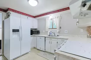 17305 Fergus Dr, South Bend, IN 46635 - Photo 7
