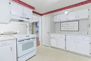 17305 Fergus Dr, South Bend, IN 46635 - Photo 9