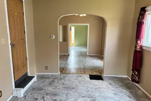 214 E Broadway St, South Bend, IN 46601 - Photo 5