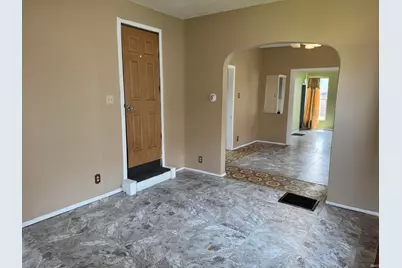 214 E Broadway Street, South Bend, IN 46601 - Photo 3