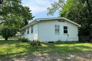 2219 W Bulla St, South Bend, IN 46628 - Photo 3