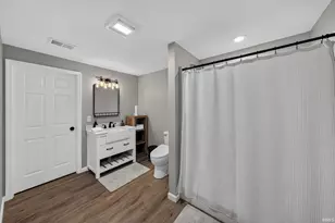 55757 Whispering Woods Ln, Osceola, IN 46561 - Photo 17
