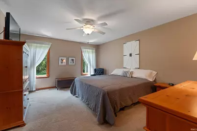 28580 Twain Drive, Elkhart, IN 46514 - Photo 7