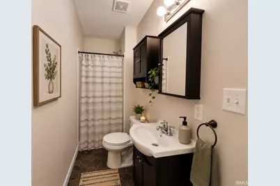 1207 Manchester Drive, South Bend, IN 46615 - Photo 15
