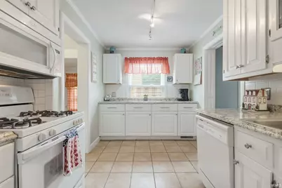 814 W Lawrence Street, Mishawaka, IN 46545 - Photo 7