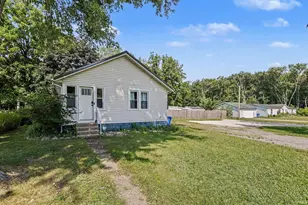 55791 Clover Rd, Mishawaka, IN 46545 - Photo 1
