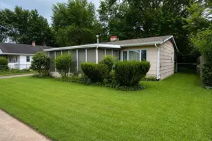 315 S 35th Street St, South Bend, IN 46615 - Photo 13