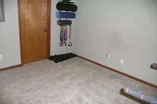 1313 Freda Dr, Elkhart, IN 46514 - Photo 25