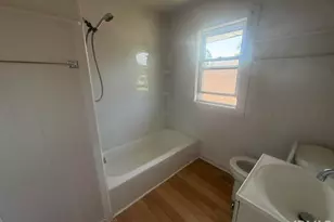 810 Huey St, South Bend, IN 46628 - Photo 13