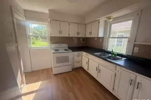 810 Huey St, South Bend, IN 46628 - Photo 7