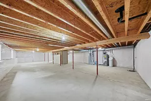 6433 Armstrong Dr, South Bend, IN 46614 - Photo 13
