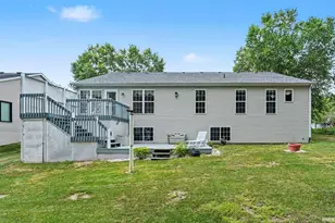 6433 Armstrong Dr, South Bend, IN 46614 - Photo 15