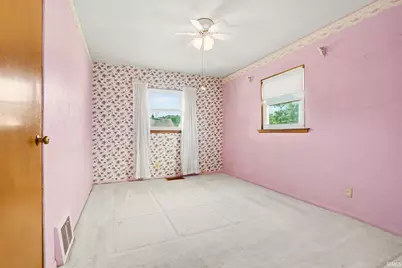 132 E 16th Street, Mishawaka, IN 46544 - Photo 11