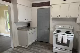 1134 N Johnson St, South Bend, IN 46628 - Photo 11