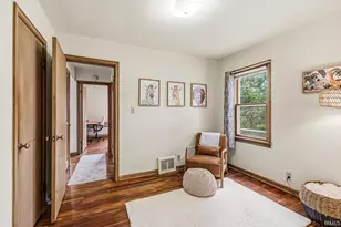 2025 Prairie Ave, South Bend, IN 46613 - Photo 17