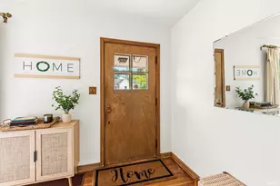 2025 Prairie Ave, South Bend, IN 46613 - Photo 5