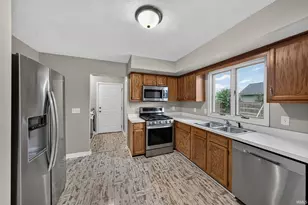 5608 Trippel Dr, Mishawaka, IN 46545 - Photo 7