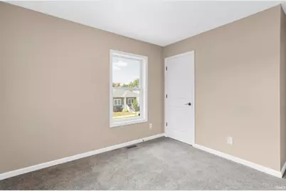 915 W Oak Street, South Bend, IN 46616 - Photo 31