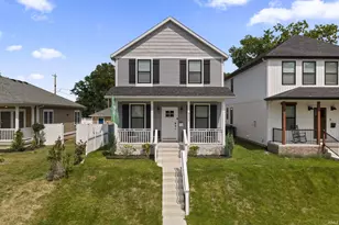 922 N Hill St, South Bend, IN 46617 - Photo 1