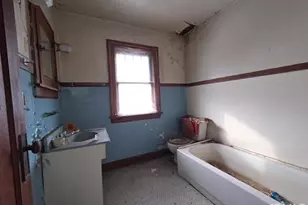 301 Haney Ave, South Bend, IN 46613 - Photo 5