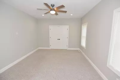 52427 Lynnewood Avenue, South Bend, IN 46628 - Photo 21