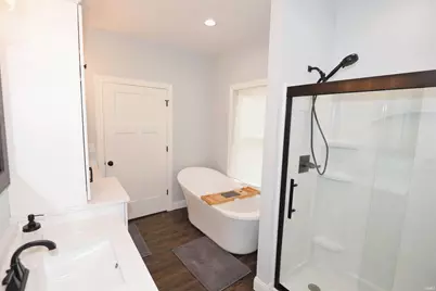 52427 Lynnewood Avenue, South Bend, IN 46628 - Photo 23