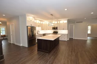 52427 Lynnewood Avenue, South Bend, IN 46628 - Photo 11