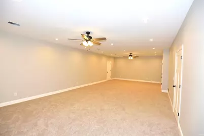 52427 Lynnewood Avenue, South Bend, IN 46628 - Photo 35
