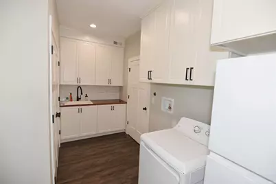 52427 Lynnewood Avenue, South Bend, IN 46628 - Photo 33