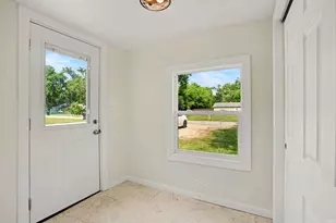 52761 Marks St, South Bend, IN 46637 - Photo 3