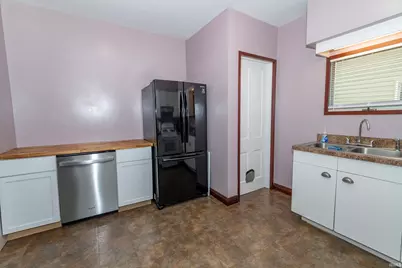 683 W Lexington Avenue, Elkhart, IN 46514 - Photo 7