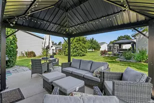 709 Villa Ct, South Bend, IN 46614 - Photo 23